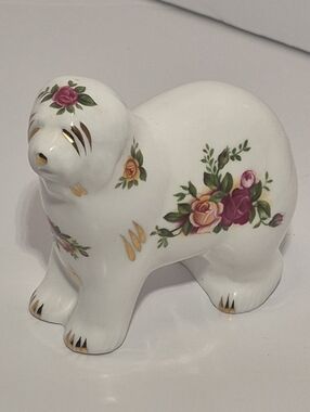 Old Country Roses Sheep Dog Figurine Vintage Grannycore Bone China Royal Albert